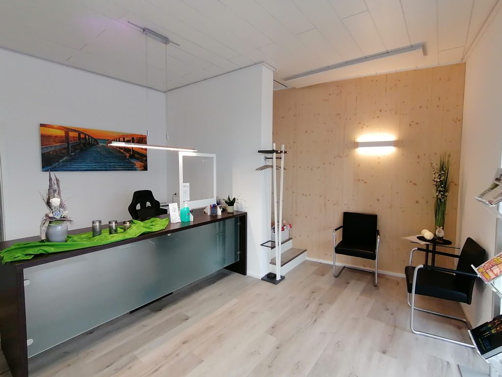 Ansicht Praxis für Ergotherapie in Senden Iller Eingangsbereich und Rezeption